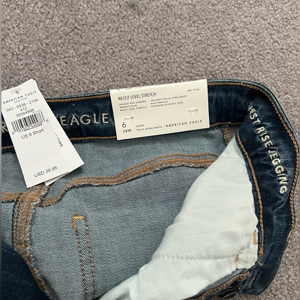 American eagle size 6 jeans